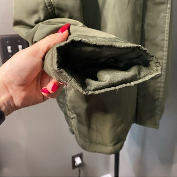 Old Navy Olive Green Jacket Faux fur Hood Utility Crocodile Tears - Picture 9 of 14